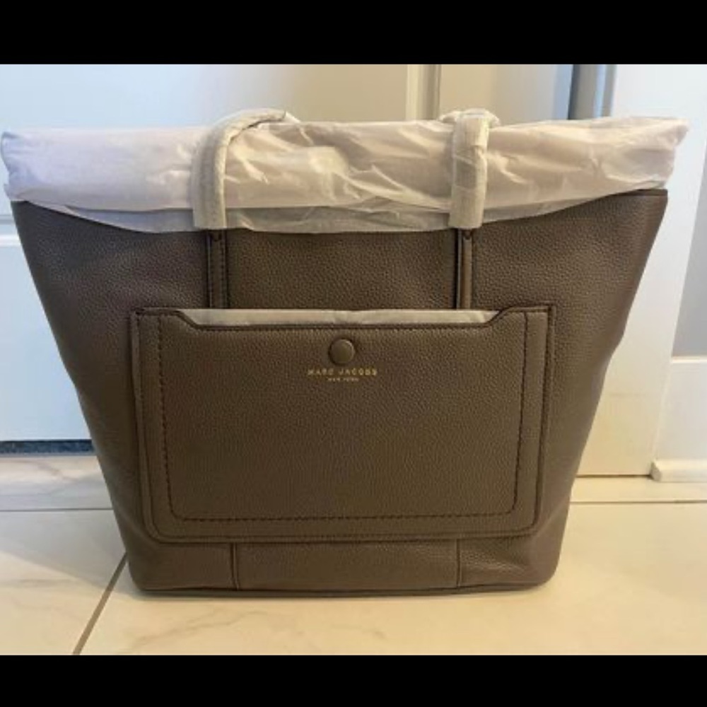 Gray Marc Jacob’s Tote— New with tags!